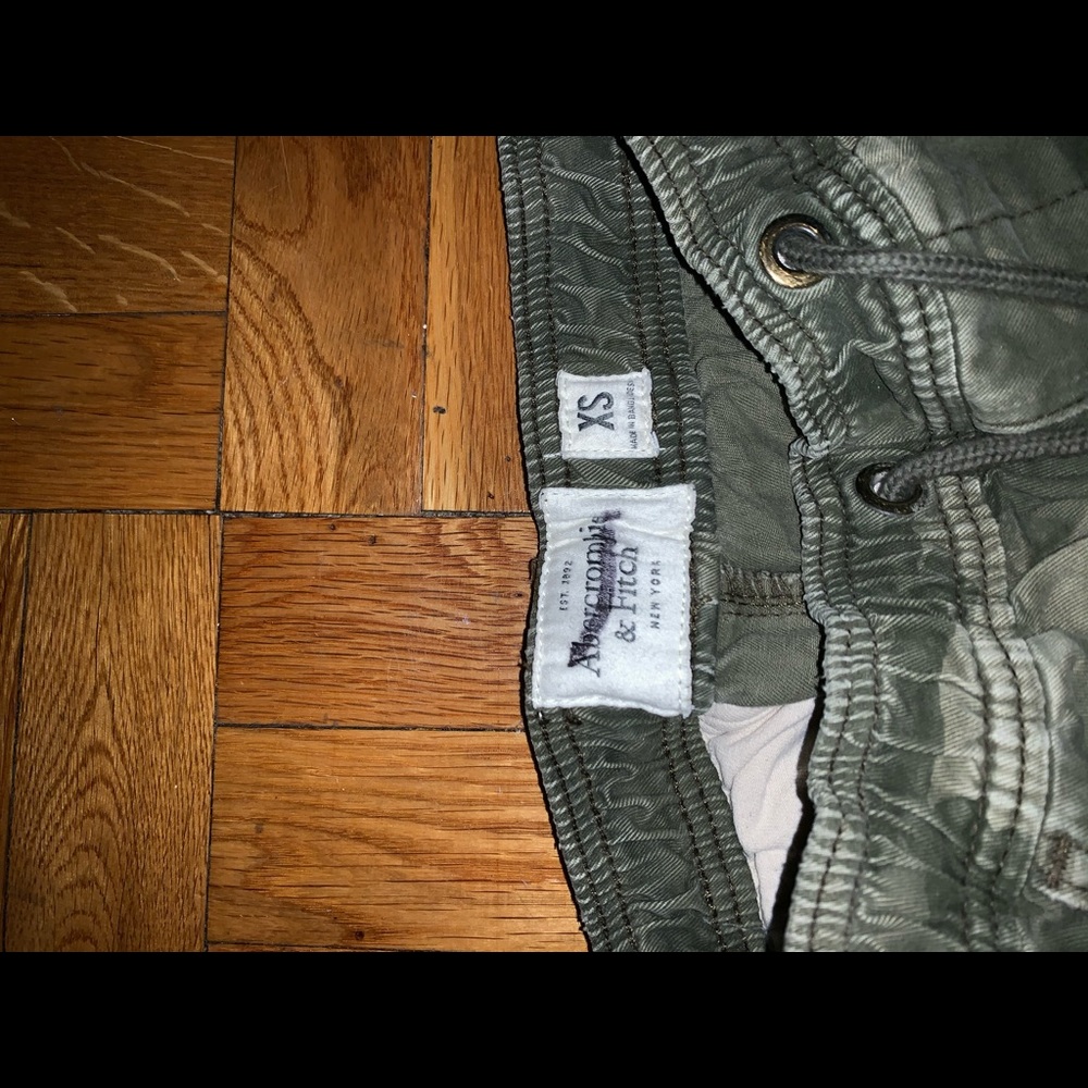 A&f cargo pants